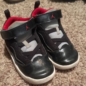 Jordan Kids Black and Red Sneakers